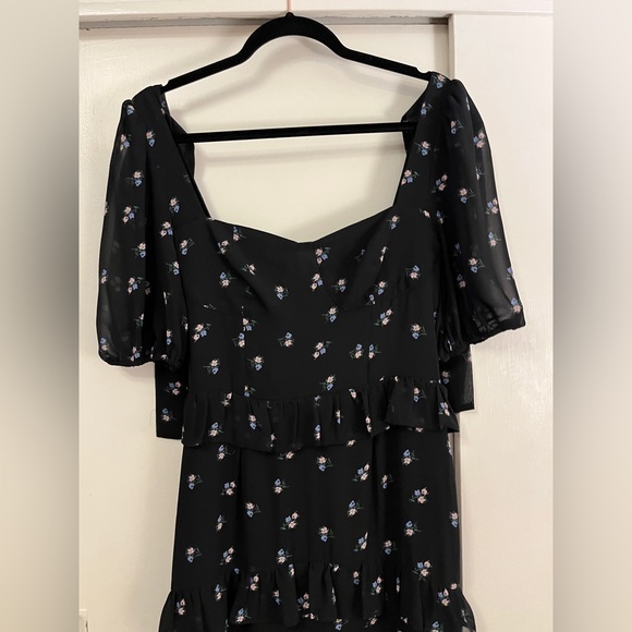 WAYF Cici Bustier Tiered Maxi Dress in Black Ditsy, Size Small - Picture 7 of 10